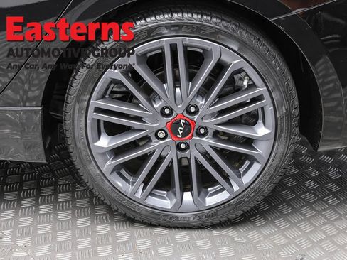 Used 2022 Kia Forte GT w/ GT2 Package FWD image 8