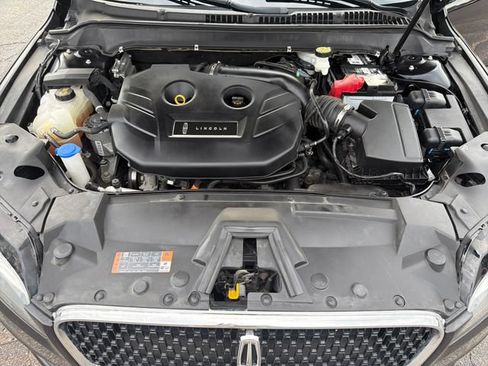 Used 2020 Lincoln MKZ Reserve w/ Monochromatic Package FWD image 26