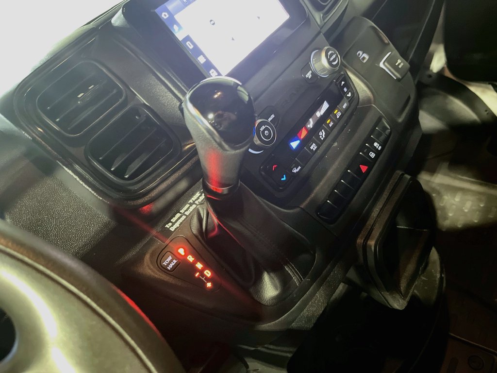 Used 2023 RAM ProMaster 2500 FWD image 16