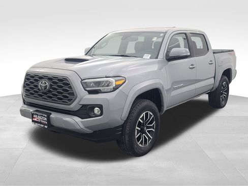 Used 2020 Toyota Tacoma TRD Sport image 10