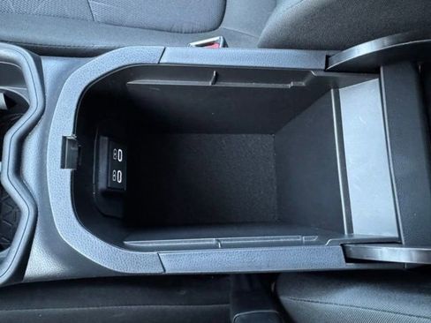 Certified 2025 Toyota RAV4 XLE AWD/4WD image 19