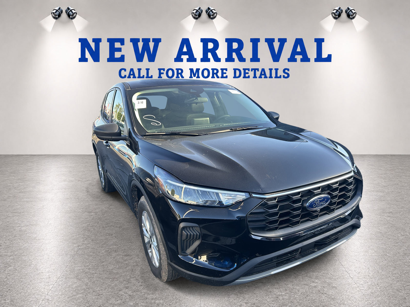 Used 2025 Ford Escape Active AWD/4WD image 4