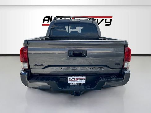 Used 2021 Toyota Tacoma SR5 w/ Technology Package AWD/4WD image 6