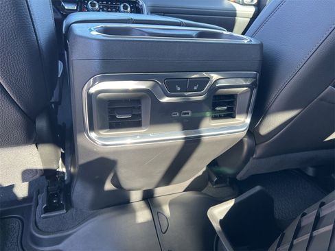 Used 2024 GMC Sierra 1500 Denali w/ Denali Reserve Package image 33