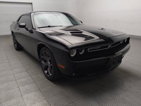 Used 2018 Dodge Challenger SXT Plus RWD image 13