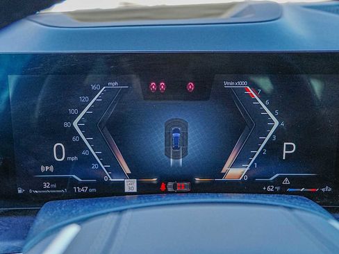 Used 2023 BMW X7 xDrive40i w/ Premium Package image 17