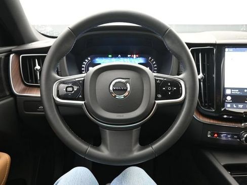 Used 2023 Volvo XC60 B6 Ultimate w/ Protection Package Premier AWD/4WD image 25