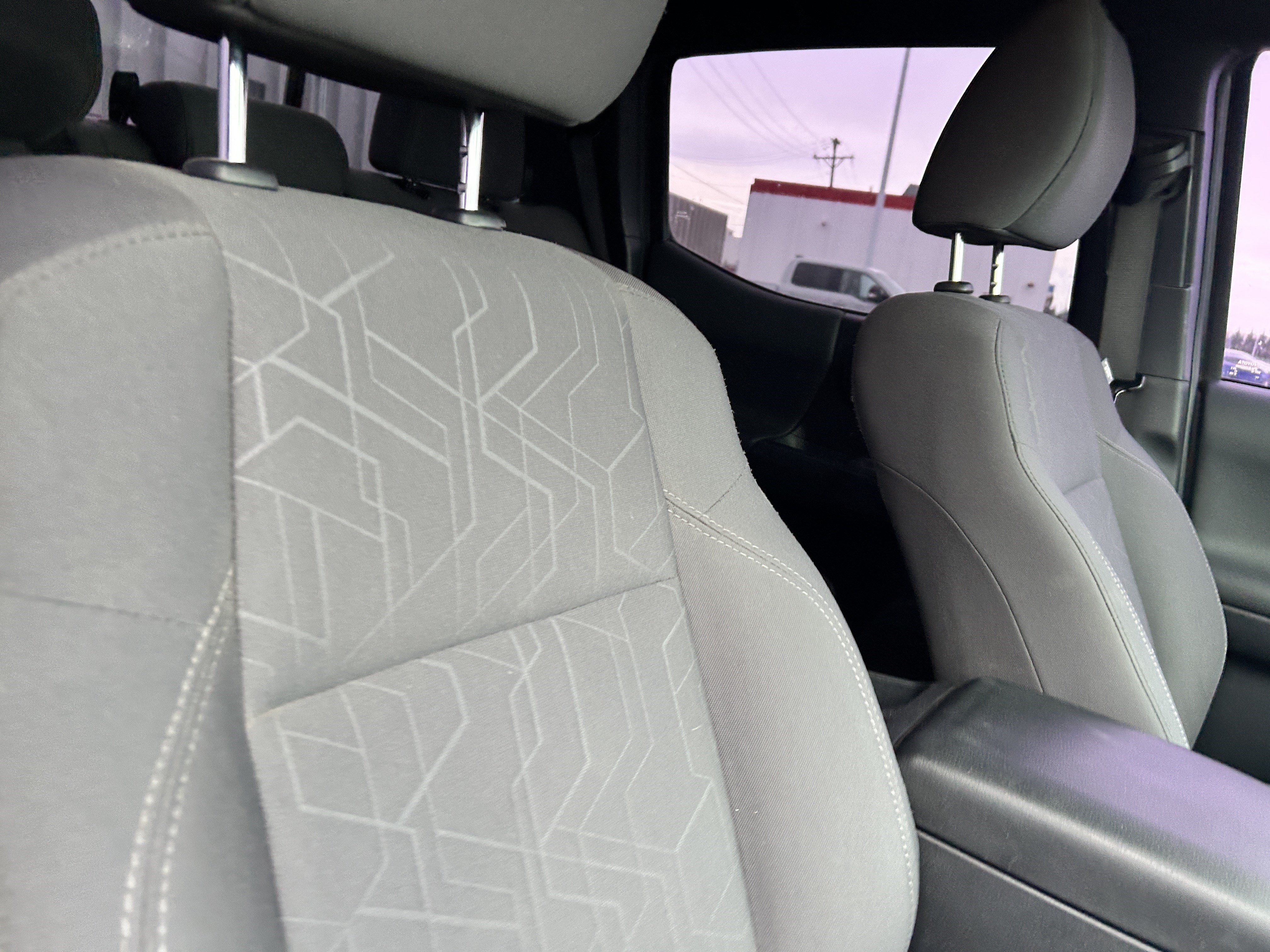 Used 2019 Toyota Tacoma TRD Off-Road AWD/4WD image 14
