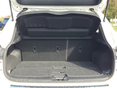 Certified 2022 Nissan Rogue Sport SV image 8