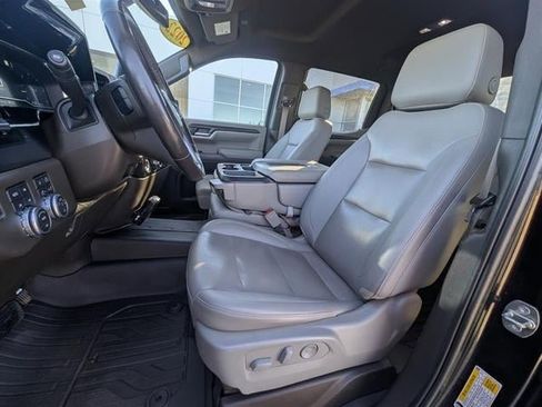 Used 2022 GMC Sierra 1500 SLT w/ X31 Off-Road Package image 23