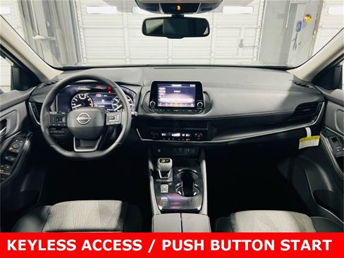 New 2026 Nissan Rogue SV image 4