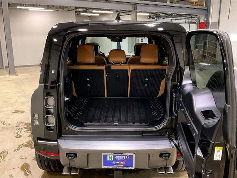 Used 2024 Land Rover Defender 110 Carpathian Edition AWD/4WD image 35