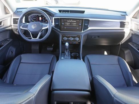 Used 2023 Volkswagen Atlas SE image 17