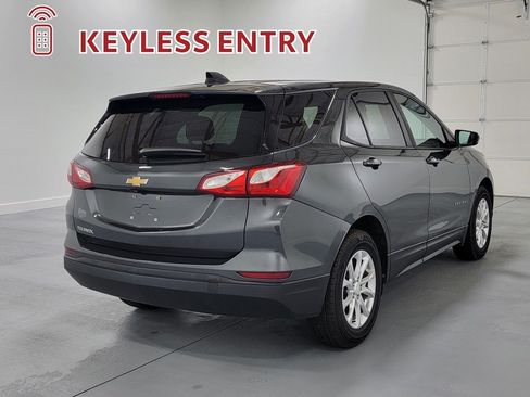 Used 2020 Chevrolet Equinox LS w/ LS Convenience Package FWD image 9