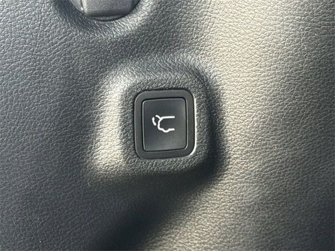 Used 2021 Jeep Compass 80th Special Edition image 33