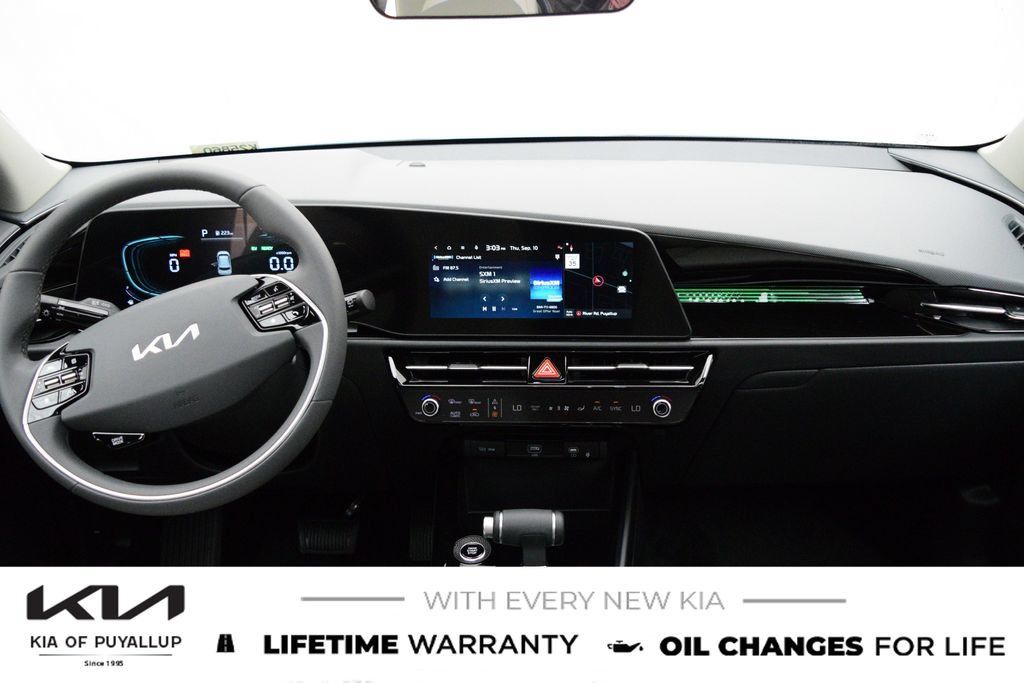 New 2026 Kia Niro EX FWD image 18