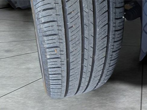 Used 2023 GMC Terrain Denali image 29