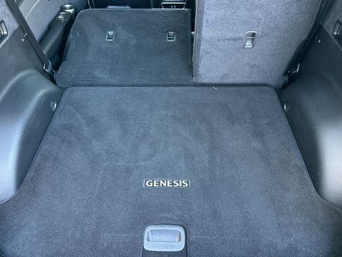 Used 2023 Genesis GV60 Performance image 16