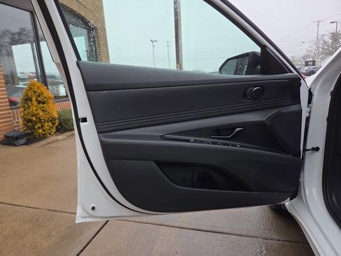 New 2026 Hyundai Elantra Sport image 15