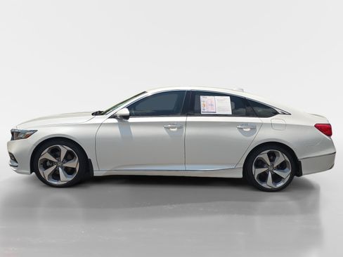 Used 2020 Honda Accord Touring image 6