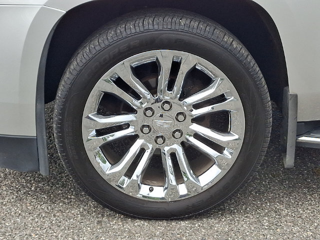 Used 2020 Cadillac Escalade Luxury w/ LPO, Radiant Package AWD/4WD image 6