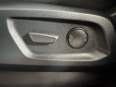 Used 2020 Ford Ranger Lariat w/ Equipment Group 501A Mid image 34