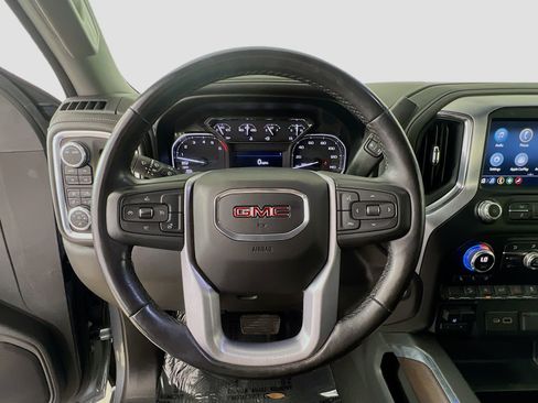 Used 2021 GMC Sierra 1500 SLT w/ SLT Premium Package AWD/4WD image 13