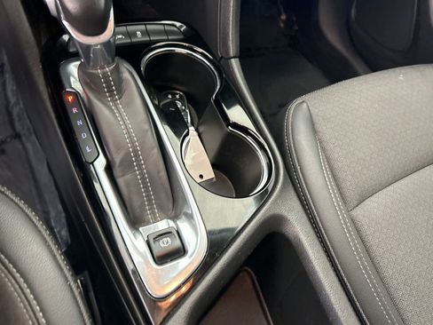 Used 2022 Buick Encore GX Select image 44