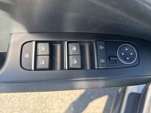 Used 2024 Kia Soul LX w/ Option Group 015 image 23