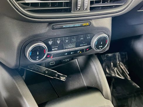 Used 2024 Ford Escape ST-Line image 15