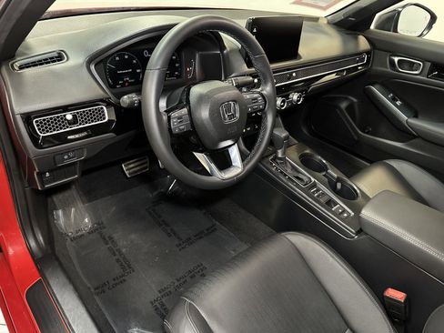 Certified 2025 Honda Civic Sport Touring image 24
