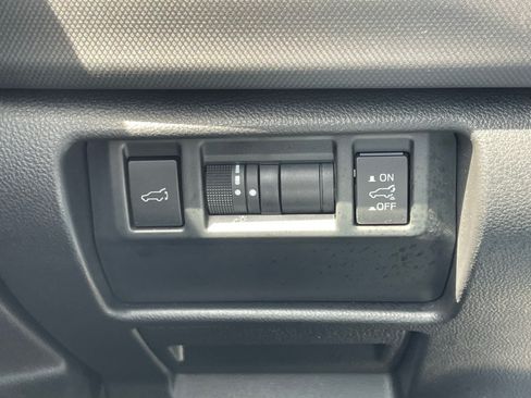 Certified 2025 Subaru Forester Touring AWD/4WD image 32