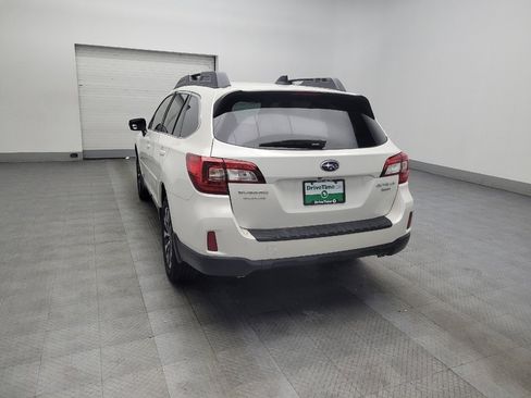 Used 2016 Subaru Outback 3.6R Limited image 5