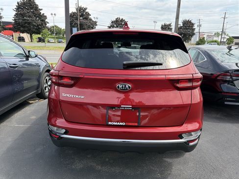 Used 2021 Kia Sportage LX AWD/4WD image 6