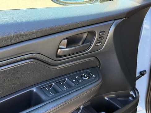 Used 2023 Honda Odyssey Sport image 22