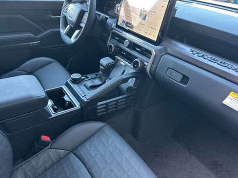 New 2026 Toyota Tacoma TRD Off-Road AWD/4WD image 15