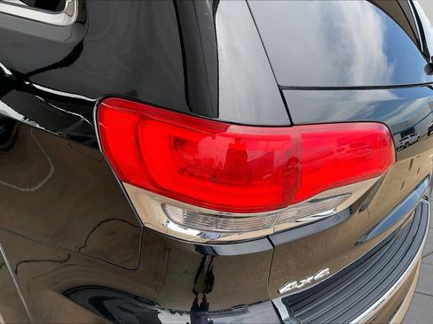 Used 2017 Jeep Grand Cherokee Summit AWD/4WD image 29