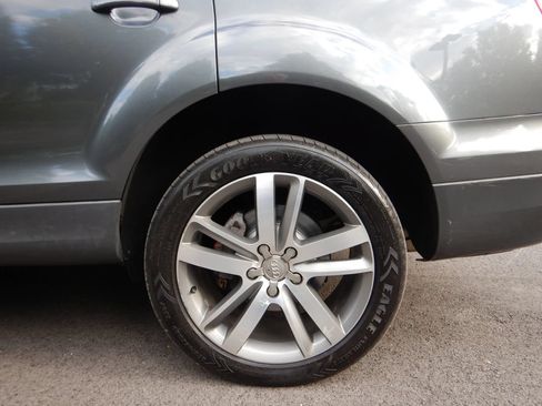 Used 2011 Audi Q7 3.0T Premium Plus AWD/4WD image 28