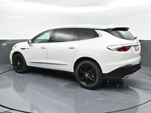 Used 2023 Buick Enclave Essence w/ Sport Touring Edition image 28