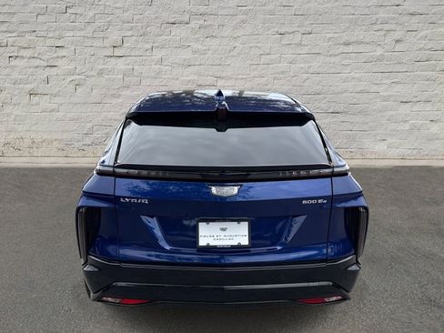 Used 2025 Cadillac Lyriq Sport image 6