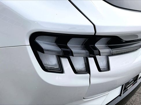 Used 2025 Ford Mustang Mach-E Premium w/ Sport Appearance Package image 27