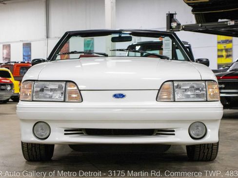 Used 1990 Ford Mustang GT image 13