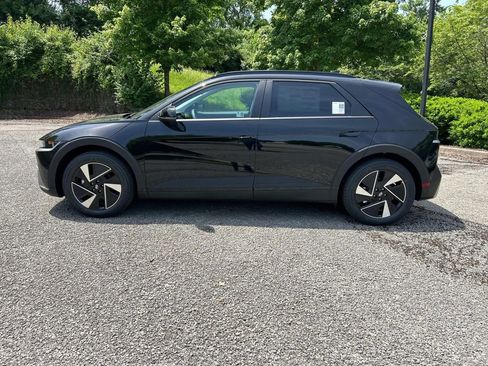 New 2025 Hyundai Ioniq 5 SEL image 4