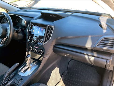 Used 2021 Subaru Crosstrek 2.0i Premium w/ Moonroof Package image 12