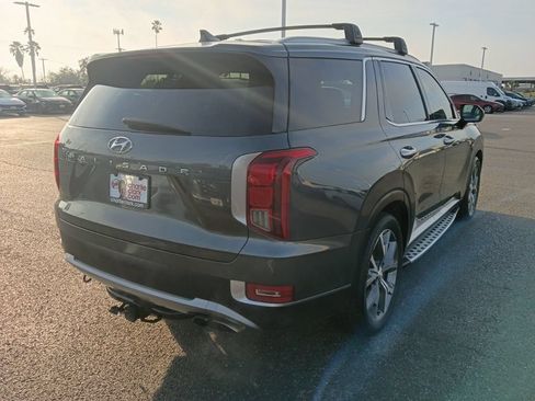Used 2022 Hyundai Palisade SEL w/ Premium Package AWD/4WD image 4