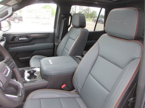 New 2026 GMC Yukon AT4 image 11