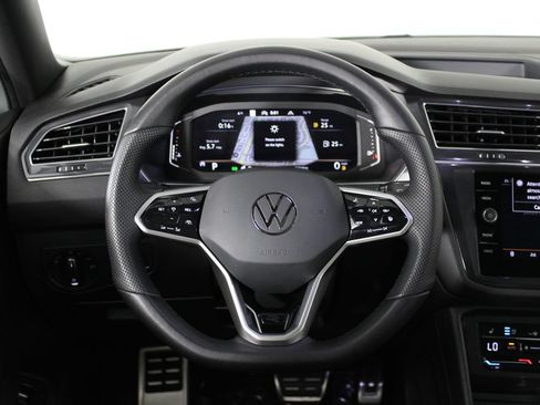 Used 2022 Volkswagen Tiguan SEL R-Line AWD/4WD image 20