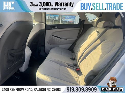 Used 2021 Hyundai Tucson SE w/ Cargo Package image 11