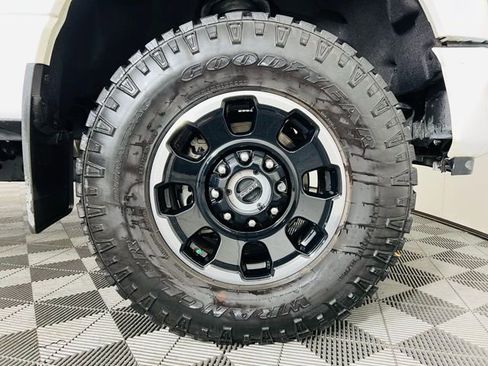 Used 2025 Ford F350 Platinum w/ Tremor Off-Road Package AWD/4WD image 7