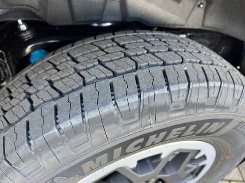 New 2026 Toyota 4Runner TRD Off-Road Premium AWD/4WD image 28